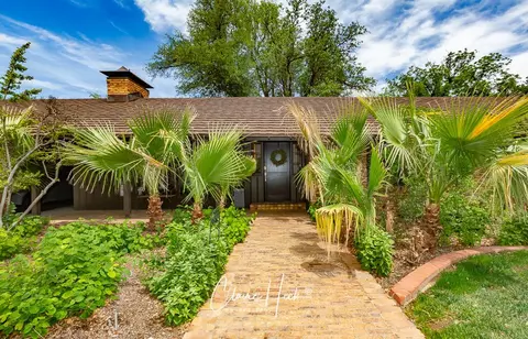 1406 Community Ln, Midland, TX 79701