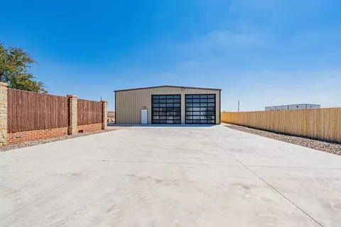 Exterior - 4012 E County Rd 63, Midland, TX 79705 photo 10 of 13