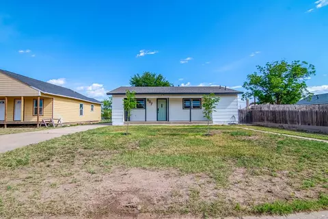 907 E 15th St, Big Spring, TX 79720
