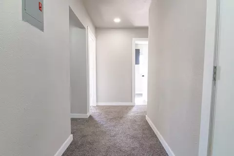 Entry Way - 907 E 15th St, Big Spring, TX 79720 photo 1 of 2
