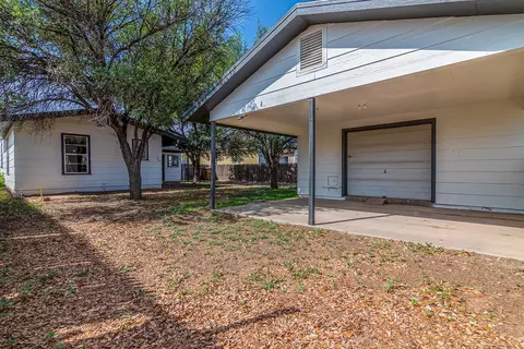 Exterior - 907 E 15th St, Big Spring, TX 79720 photo 7 of 7
