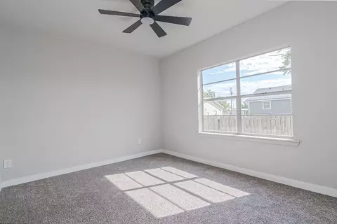 Bedroom - 907 E 15th St, Big Spring, TX 79720 photo 1 of 2