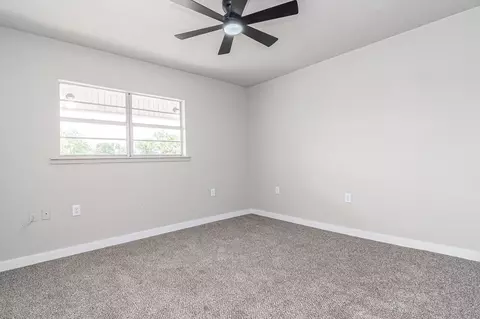 Bedroom - 907 E 15th St, Big Spring, TX 79720 photo 2 of 2