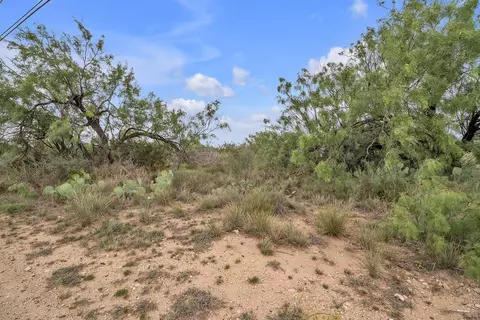1900 Wasson Dr, Big Spring, TX 79720 photo 3