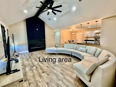 Living - 301 Elizabeth, Stanton, TX 79782 photo 1 of 2