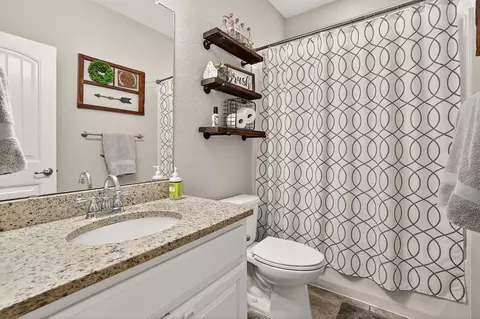 Bath - 5611 Baca, Midland, TX 79705 photo 5 of 5