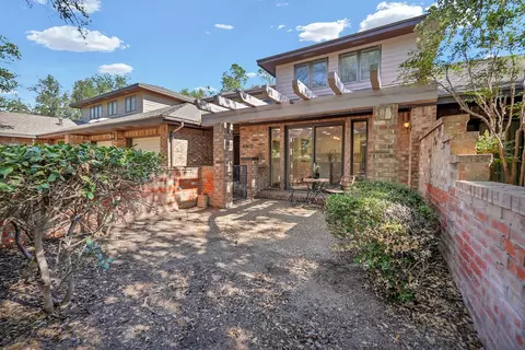 4802 Oakwood Ct, Midland, TX 79707