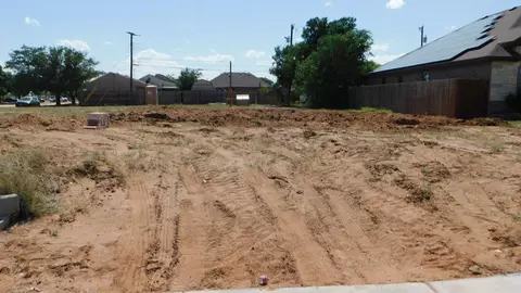 608 Jackson St, Midland, TX 79701