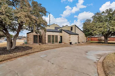 4508 Green Tree Blvd, Midland, TX 79707