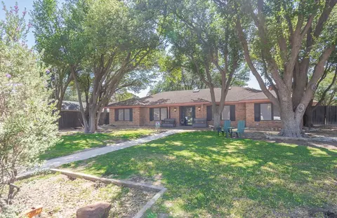 4309 Valley Dr, Midland, TX 79707