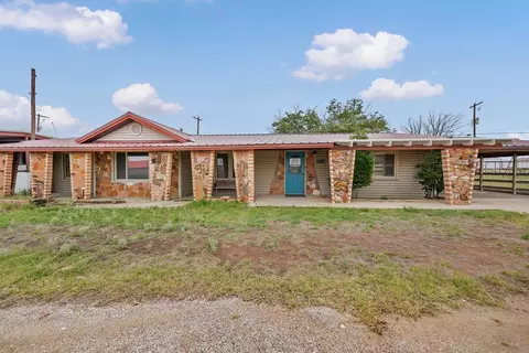 111 N Midland St, Goldsmith, TX 79741
