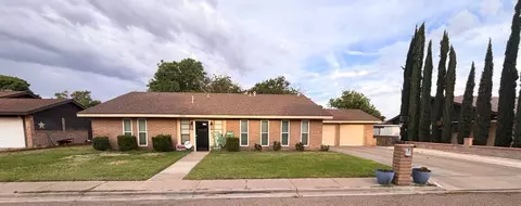 1203 S Murray St, Monahans, TX 79756