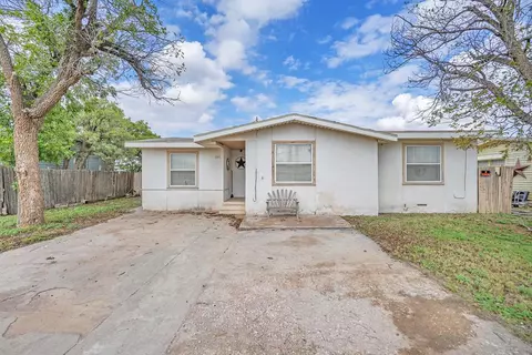 205 Holly Dr, Midland, TX 79703