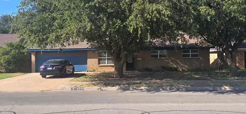 3232 W Dengar Ave, Midland, TX 79705