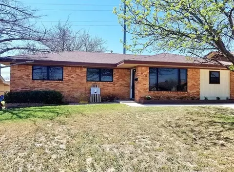910 Baylor Blvd, Big Spring, TX 79720