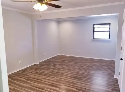 Living - 910 Baylor Blvd, Big Spring, TX 79720 photo 5 of 5