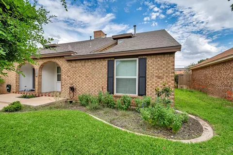 4301 St Andrews Dr #B, Midland, TX 79707