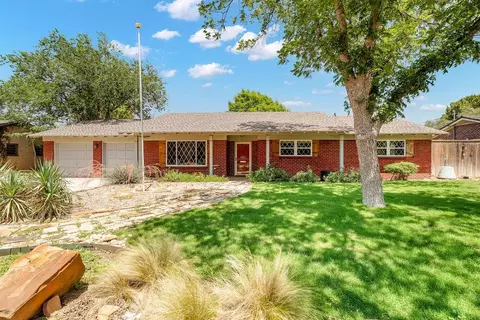 2606 Racquet Club Dr, Midland, TX 79705