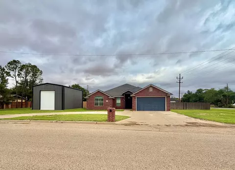 2302 Highland Dr, Lamesa, TX 79331