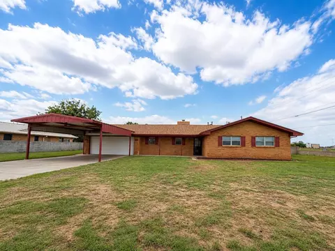 10 Chapman Rd, Big Spring, TX 79720