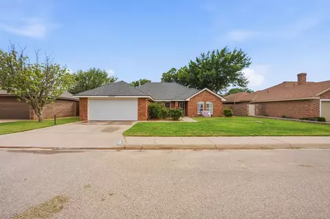 3705 Crestmont Dr, Midland, TX 79707