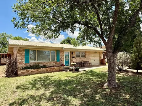 3217 W Ohio Ave, Midland, TX 79701