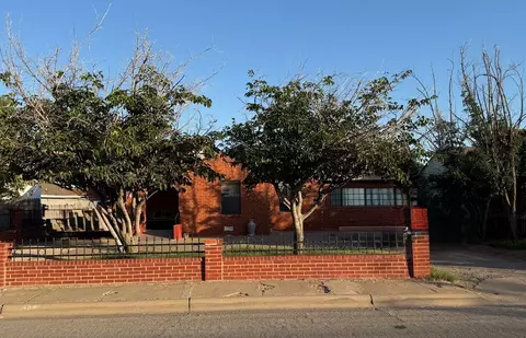 406 E Nobles Ave, Midland, TX 79701