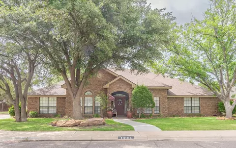 1705 Coventry Ln, Midland, TX 79705