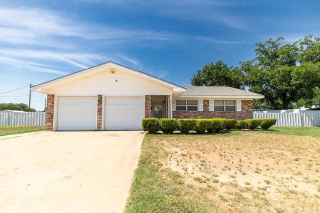 2303 43rd St, Snyder, TX 79549