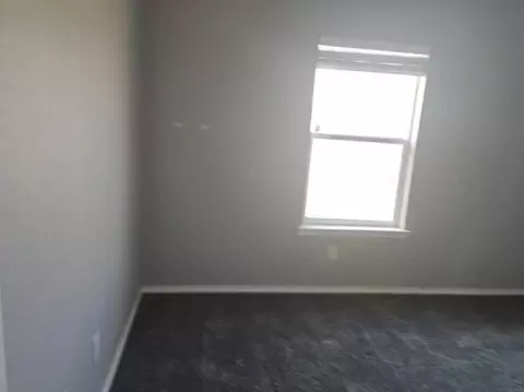 1216 E Pine Ave, Midland, TX 79705 photo 12
