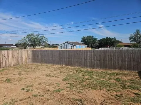 1216 E Pine Ave, Midland, TX 79705 photo 16