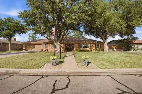 4 Bristol Ct, Midland, TX 79705
