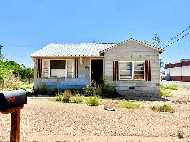 1100 N Pecos St, Fort Stockton, TX 79735