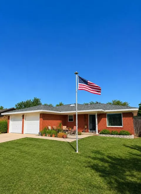 2309 Roberts Dr, Big Spring, TX 79720