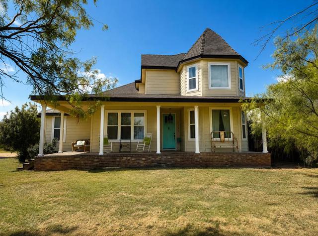 218 Echols St, Coahoma, TX 79511
