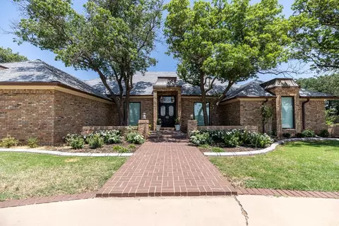 1707 Cedar Creek Dr, Snyder, TX 79549