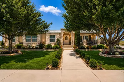 6709 N Elkins Rd, Midland, TX 79705
