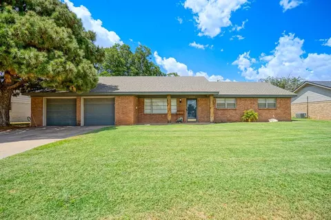 2306 Cimmaron Ave, Midland, TX 79703