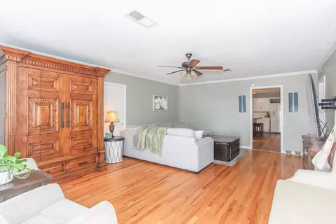 Living - 1602 E 17th St, Big Spring, TX 79720 photo 1 of 2
