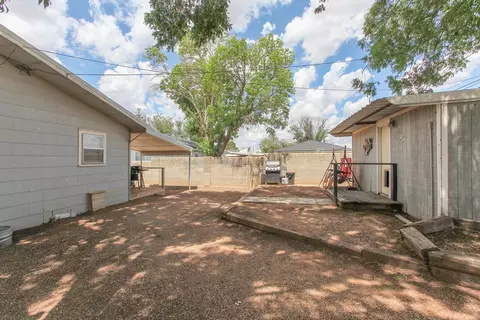 Exterior - 1602 E 17th St, Big Spring, TX 79720 photo 7 of 11