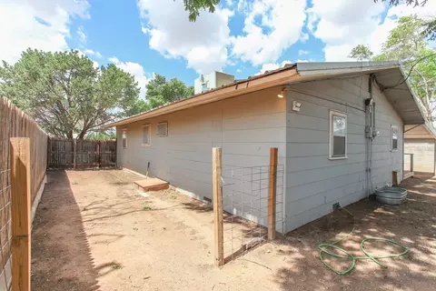 Exterior - 1602 E 17th St, Big Spring, TX 79720 photo 5 of 11