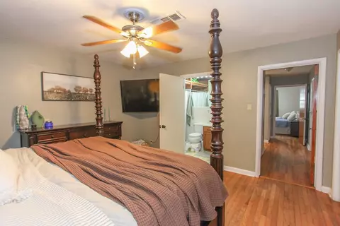 Bedroom - 1602 E 17th St, Big Spring, TX 79720 photo 5 of 5