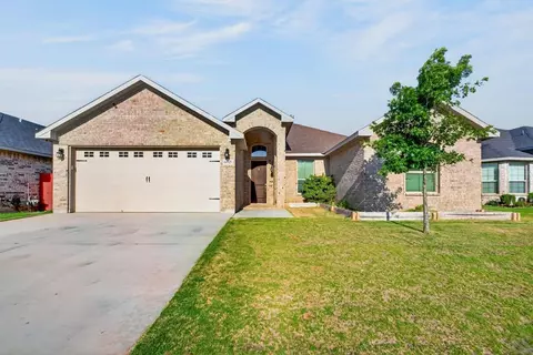 6015 Sunny Stone Dr, Midland, TX 79705