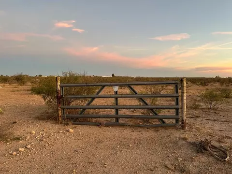 0000 42nd St, Fort Stockton, TX 79735