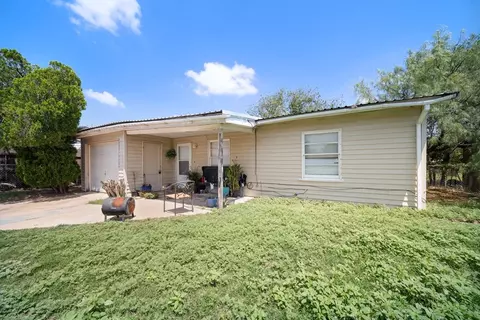 1213 Ridgeroad Dr, Big Spring, TX 79720 photo 2