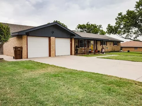 2703 Apache Dr, Big Spring, TX 79720 photo 5