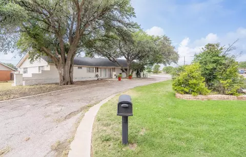 3223 Apperson Dr, Midland, TX 79705