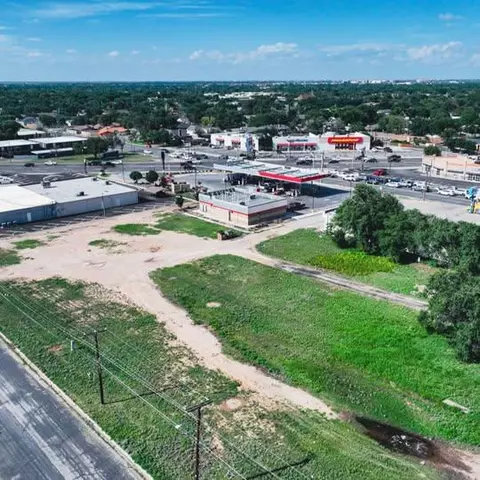 1110 Austin St, Midland, TX 79703