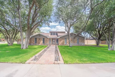 4306 Valley Dr, Midland, TX 79707