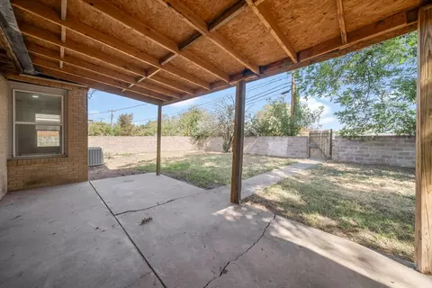 Exterior - 1507 E 11th Pl, Big Spring, TX 79720 photo 5 of 6